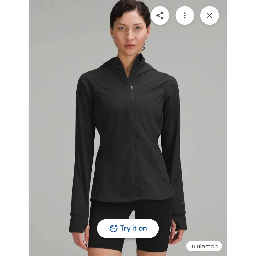 Lululemon mist over Windbreaker size 4 black full zip womens jacket